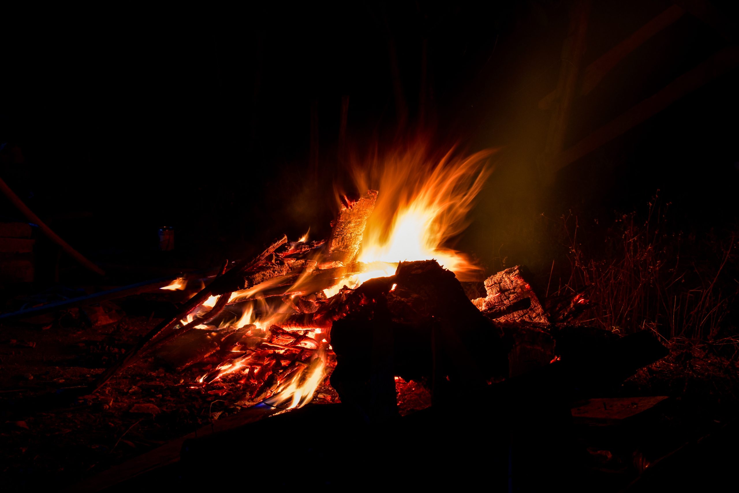 Mehr über den Artikel erfahren Feuerbräuche zu Ostern im Unteren Lavanttal